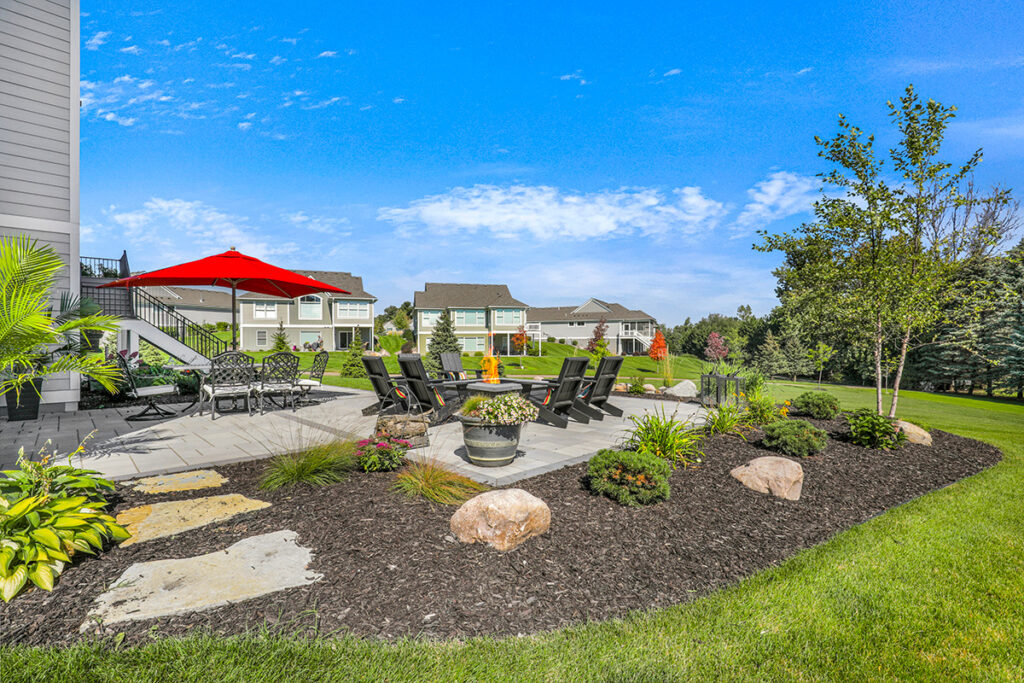 Custom One Landscaping - Seasonal Color Shrubs and Plantings