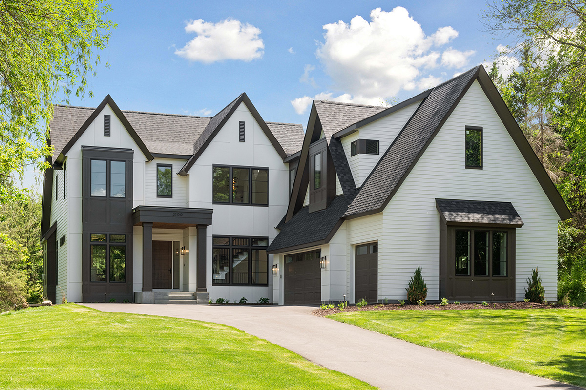 Minnesota home with James Hardie fiber cement siding installed by Custom One Exteriors