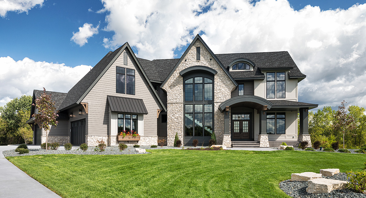 How Experts Match Siding to Brick in Minnesota